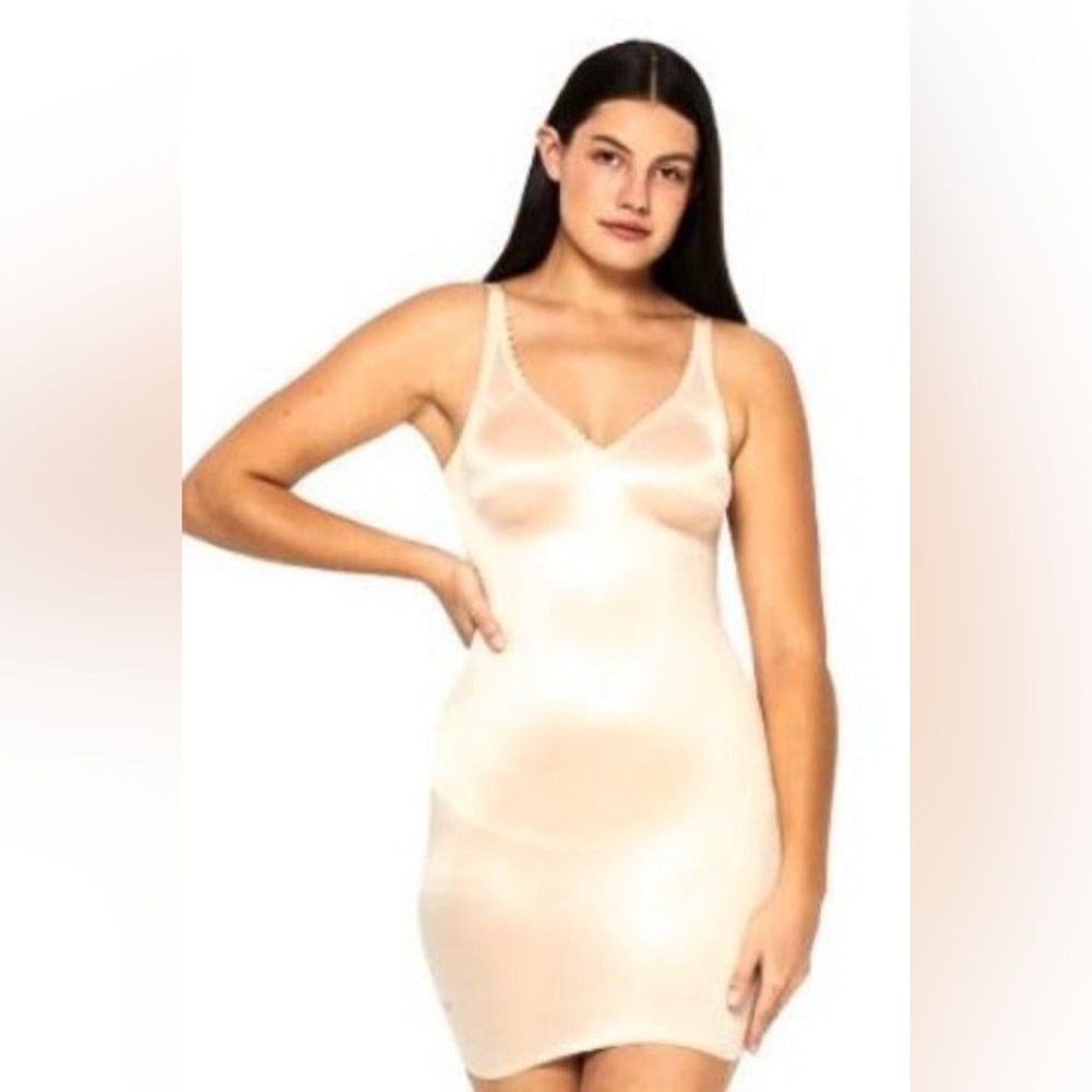 Ruby Ribbon shapewear slip